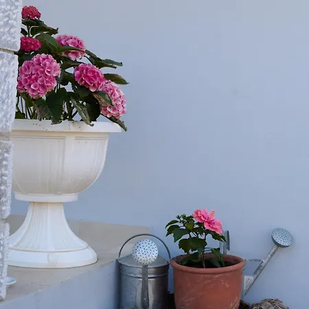 La Familia Luxury Private Maisonettes Near The Sea *