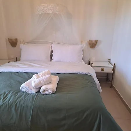 Apartment La Familia Luxury Private Maisonettes Near The Sea Gythio