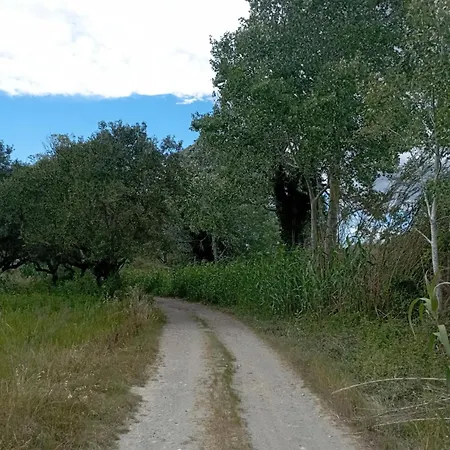 Apartamento La Familia Luxury Private Maisonettes Near The Sea Gytheio