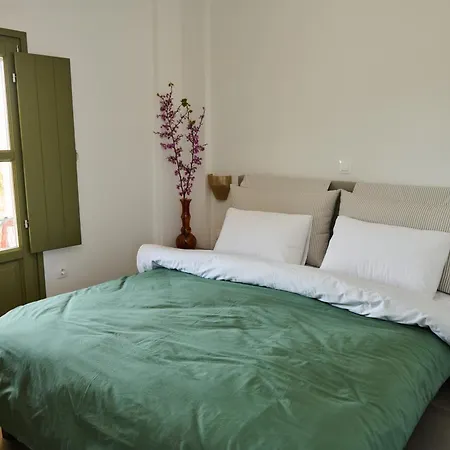 La Familia Luxury Private Maisonettes Near The Sea Apartment
