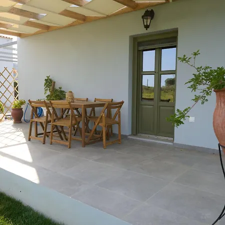 La Familia Luxury Private Maisonettes Near The Sea Gytheio