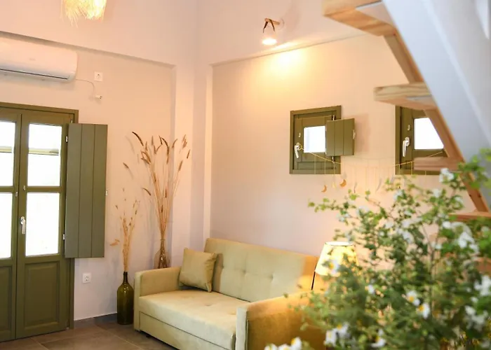 La Familia Luxury Private Maisonettes Near The Sea Apartment