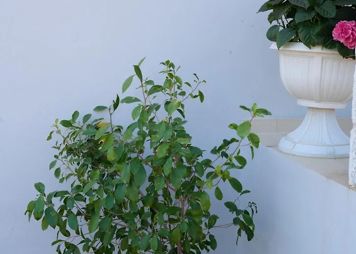 La Familia Luxury Private Maisonettes Near The Sea *