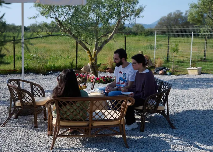 La Familia Luxury Private Maisonettes Near The Sea דירה *