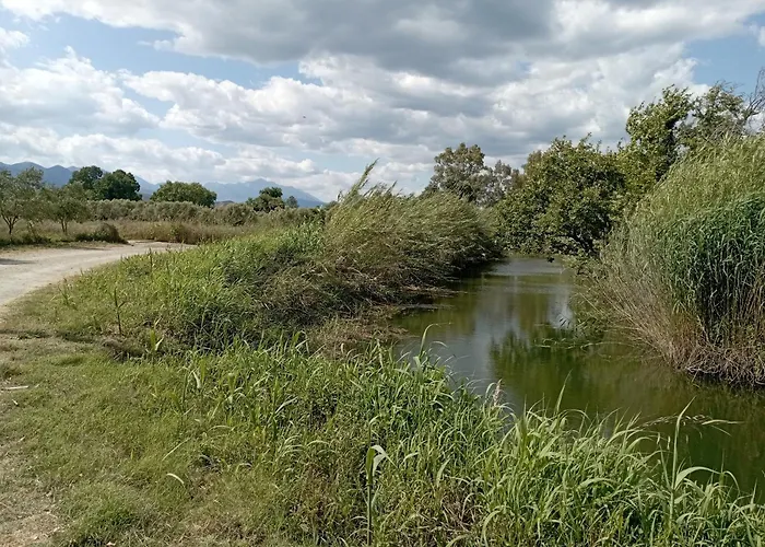 La Familia Luxury Private Maisonettes Near The Sea Apartmán *
